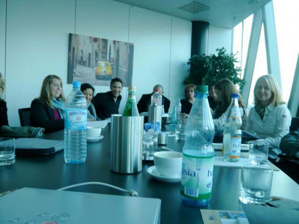 Eun Wha Kim (Intercontact Werbegesellschaft mbH, Frankfurt), Achim Stock, AGD (stock design, Wackernheim), Herbert Popp AGD,(herbertpopp kommunikationsdesign, Frankfurt), Petra Rompel, AGD (PR Grafik-Design, Limburg), Nicole Bichler (Arthen Kommunikation GmbH, Karlsruhe), Rosi Bach (marcapo GmbH, Ebern) und Viviane Angenendt (Kastner & Partners Werbeagentur GmbH, Frankfurt).